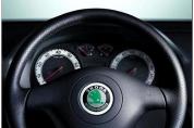 SKODA Octavia Combi 1.8 Turbo Tour RS