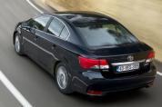 TOYOTA Avensis 2.2 DCAT Premium (Automata)  (2012–)
